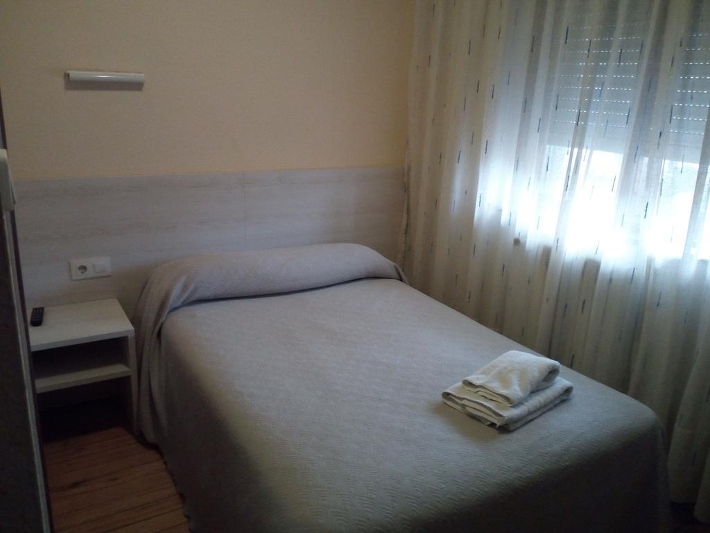 Pension La Principal Torrelavega Εξωτερικό φωτογραφία