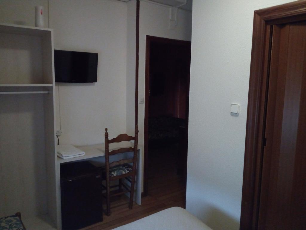 Pension La Principal Torrelavega Εξωτερικό φωτογραφία